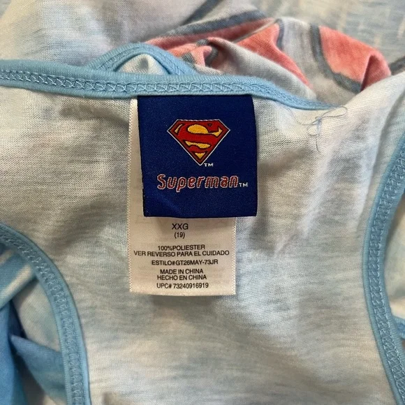 Superman (Woman) Tank Top - Picture 4 of 4